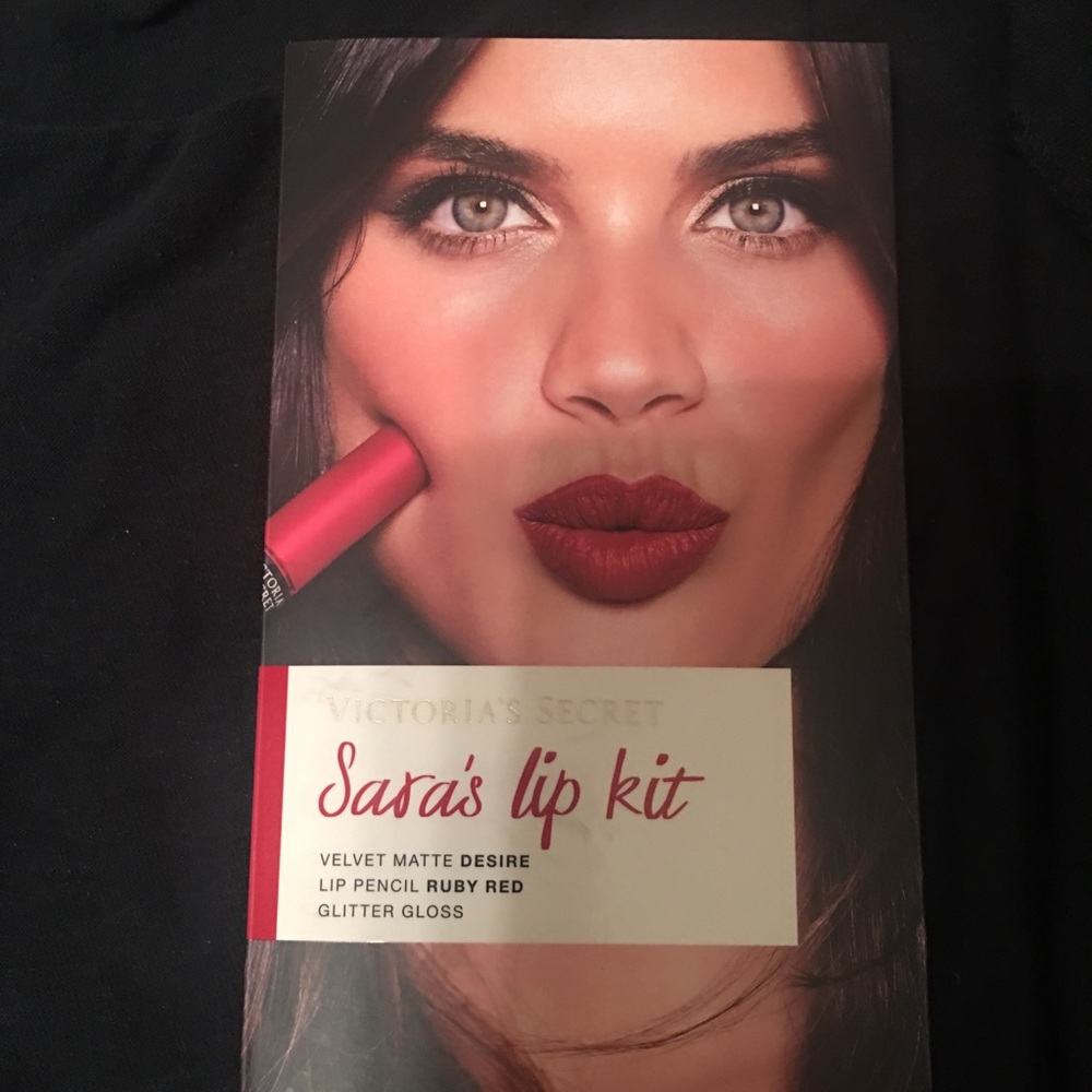 Victoria secret Sara lip kit